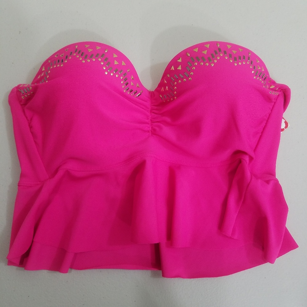 New swim top medium